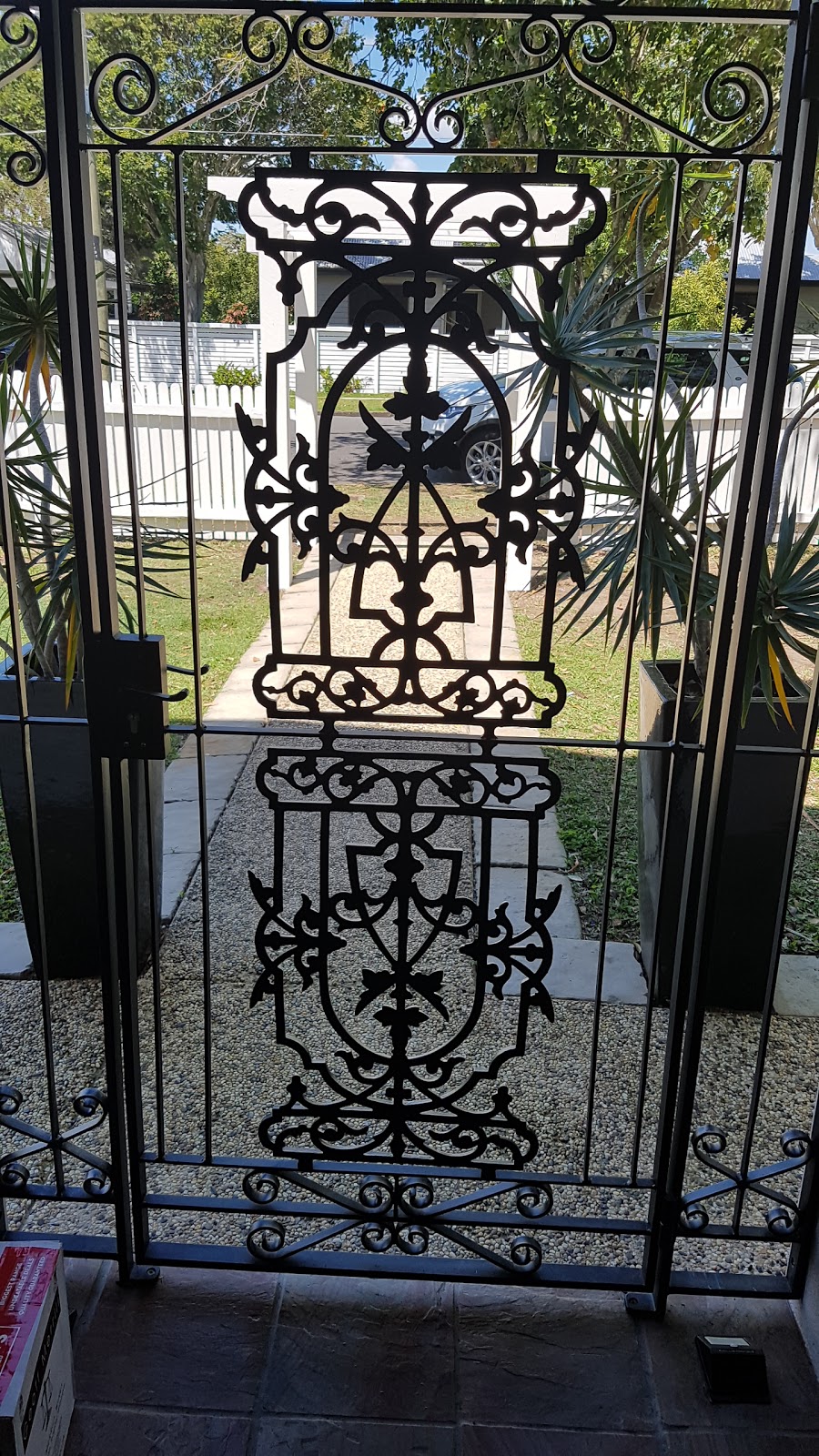 Everingham Wrought Iron | Sumner Park QLD 4074, Australia | Phone: (07) 3376 3098