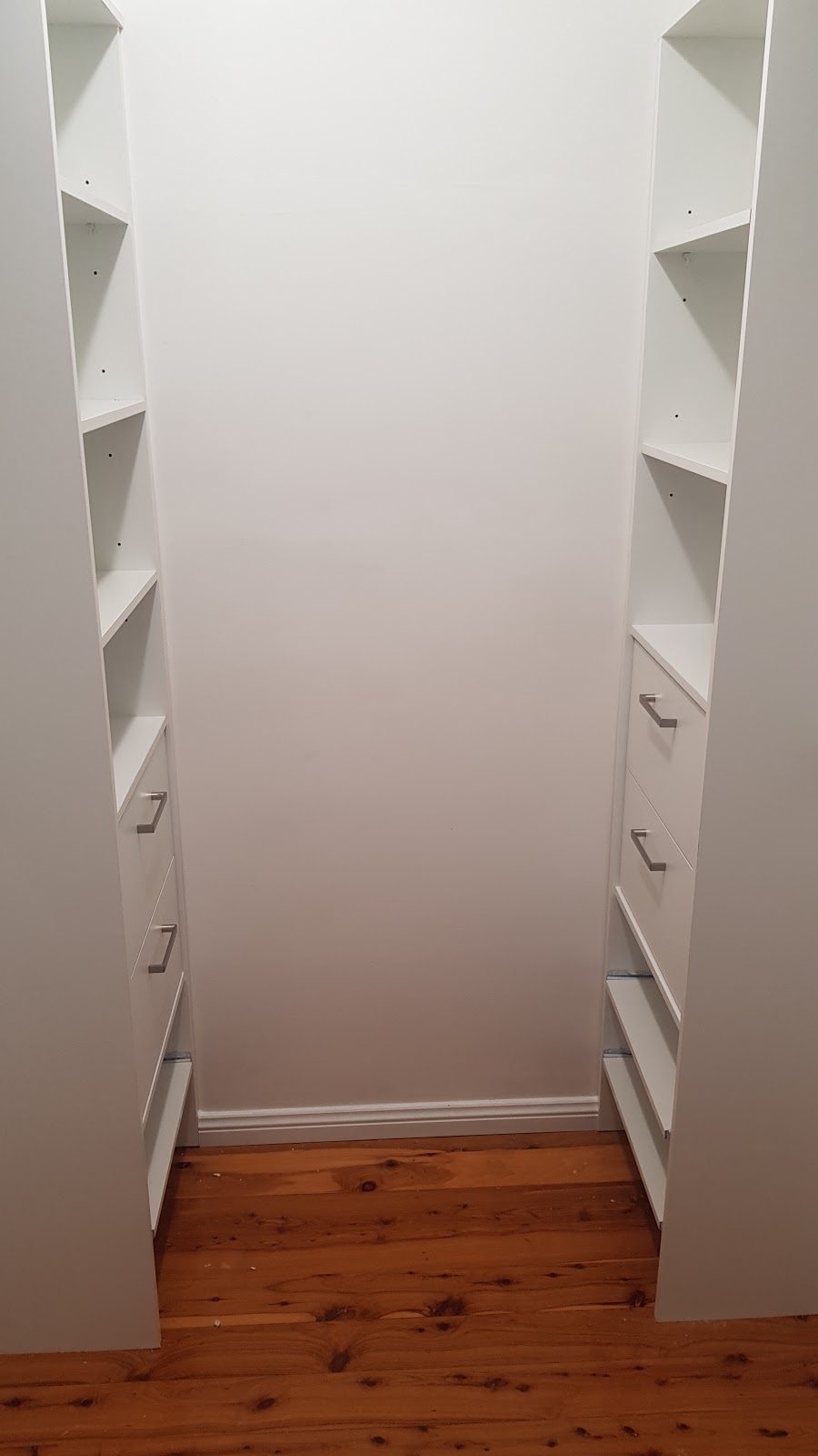 Decorative Built In Wardrobes Pty Ltd | 29 Purcell Rd, Londonderry NSW 2753, Australia | Phone: (02) 4777 4941