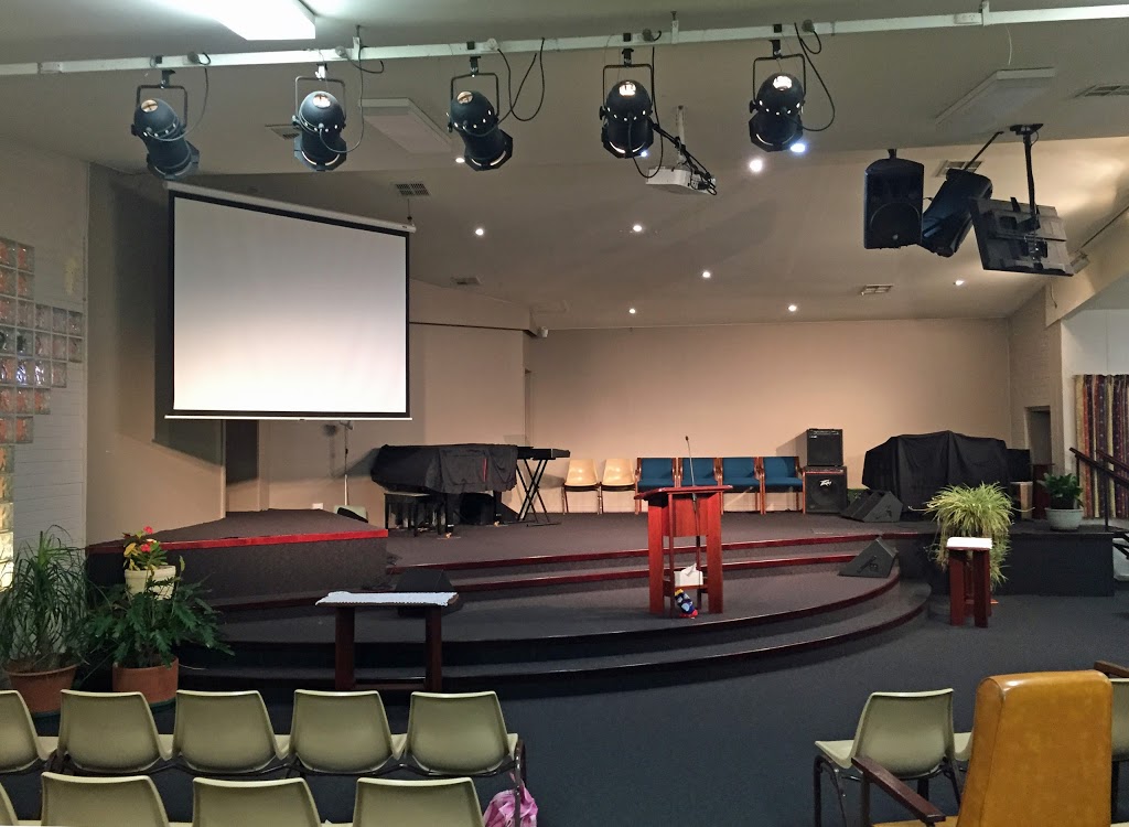 Nollamara Church of Christ | church | 2 Apara Way, Nollamara WA 6061, Australia | 0893491355 OR +61 8 9349 1355