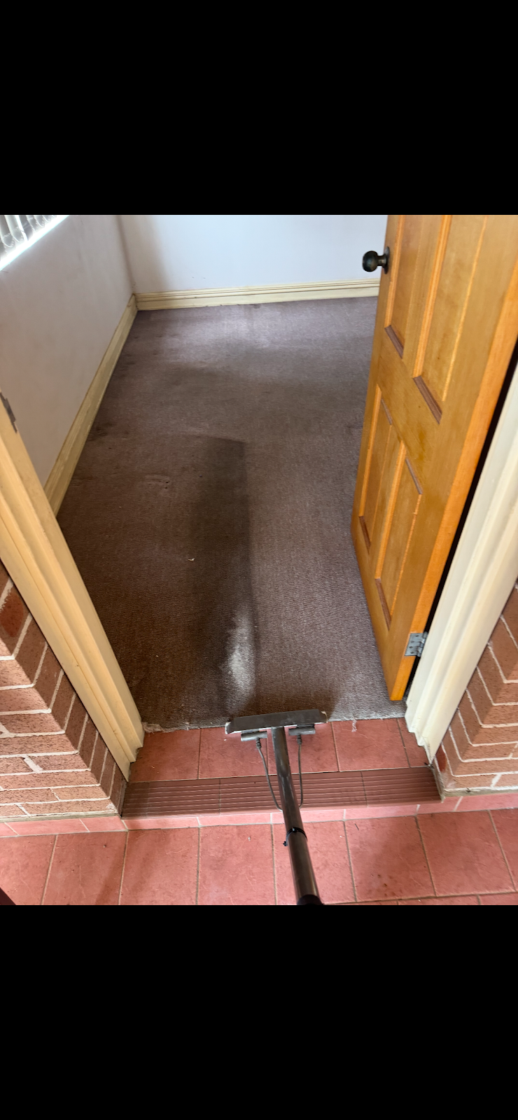 Best tile & Carpet cleaning Campbelltown | 34 Kingdon Parade, Long Point NSW 2564, Australia | Phone: 0410 993 221