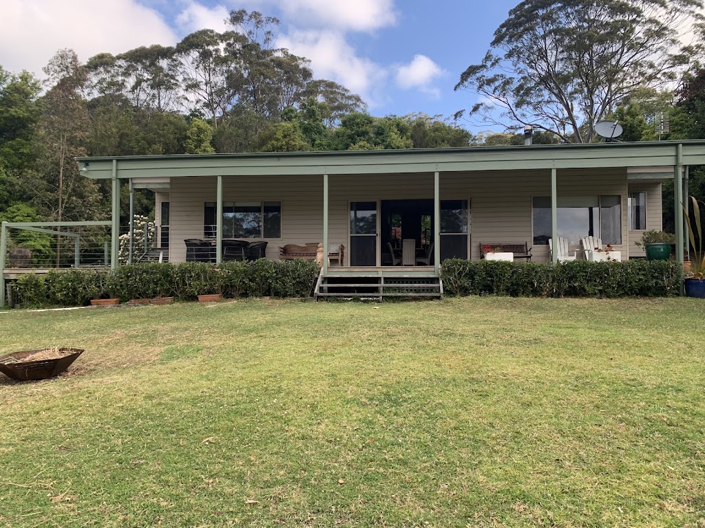 Grandma’s Cottage | 240 Wattamolla Rd, Woodhill NSW 2535, Australia | Phone: 0431 555 577