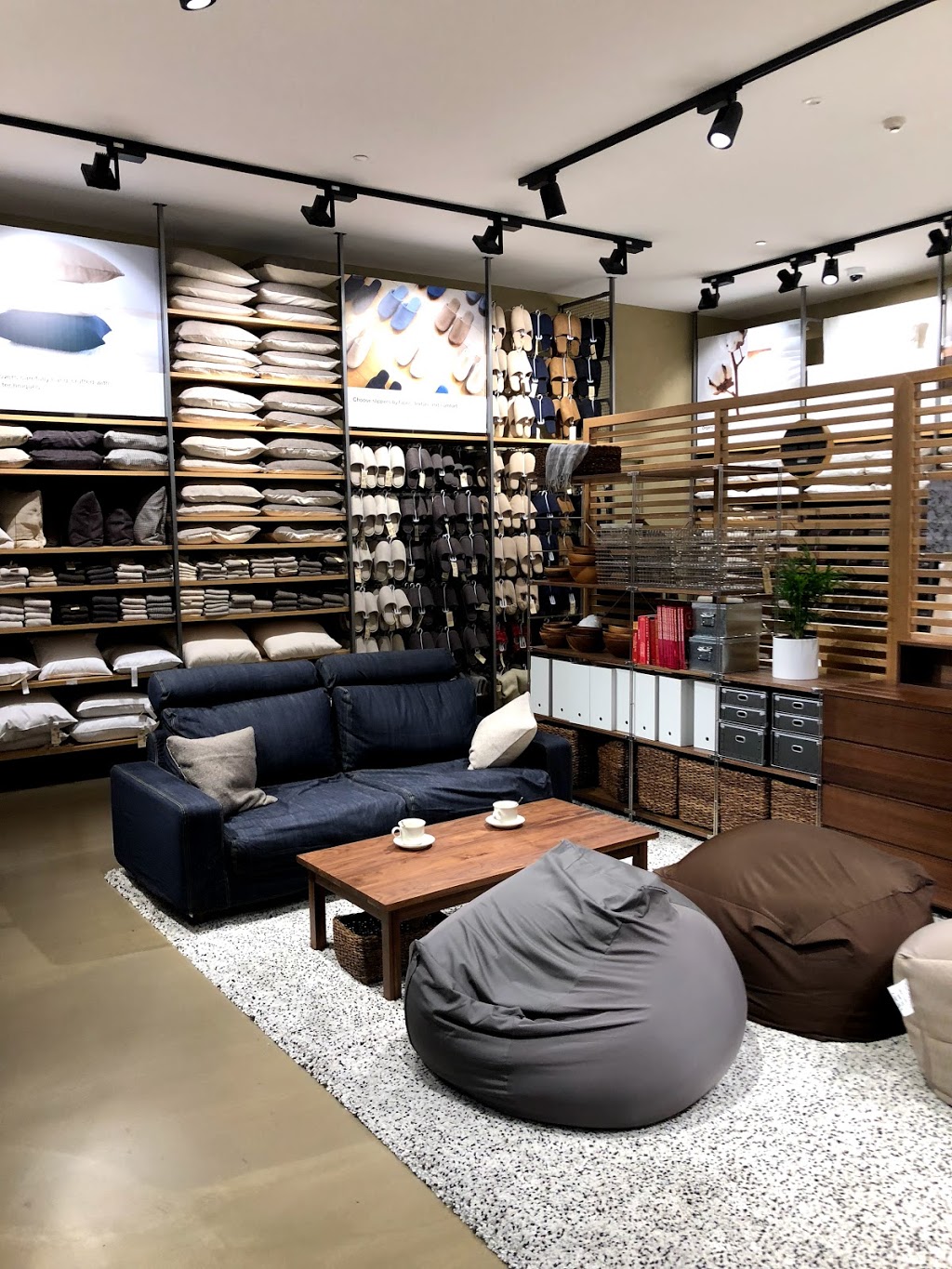 Muji | Shop 482/1 Anderson St, Chatswood NSW 2067, Australia | Phone: (02) 8459 7786