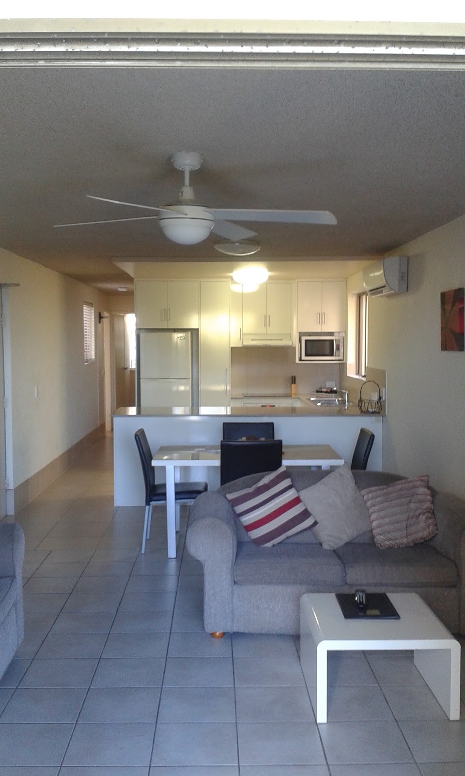 Bellardoo Holiday Apartments | lodging | Mooloolaba Esplanade, Mooloolaba QLD 4557, Australia | 0754443241 OR +61 7 5444 3241