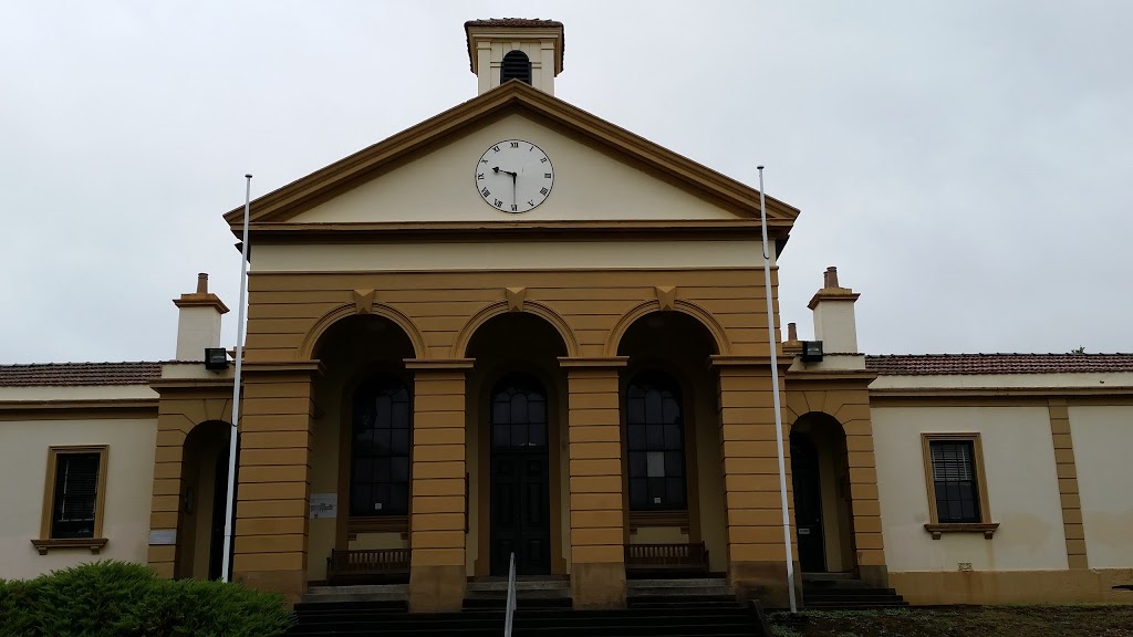 East Maitland court house | 1 John St, East Maitland NSW 2323, Australia