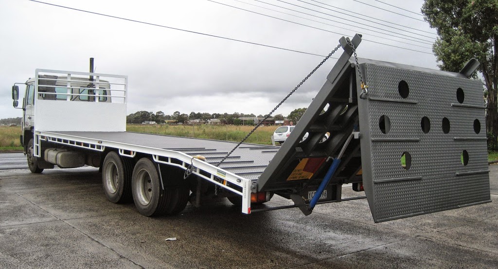 Combined Truck Bodies | 22/372 Lower Dandenong Rd, Mordialloc VIC 3195, Australia | Phone: 0404 565 044