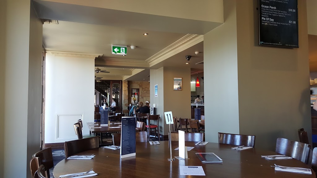GV Hotel | restaurant | 223 High St, Shepparton VIC 3630, Australia | 0358219822 OR +61 3 5821 9822