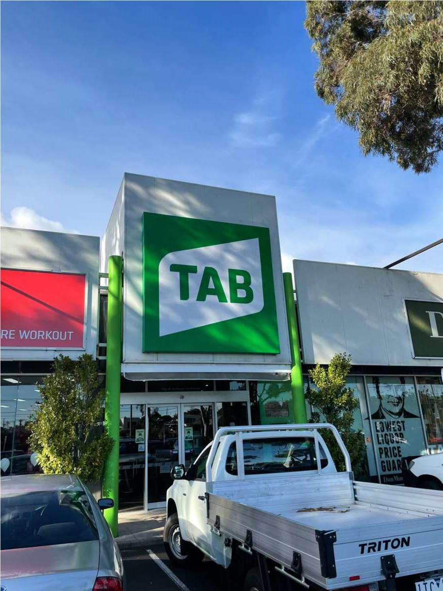 TAB | point of interest | Parkdale Plaza, Unit 3 B/383 Nepean Hwy, Parkdale VIC 3194, Australia | 133390 OR +61 133390