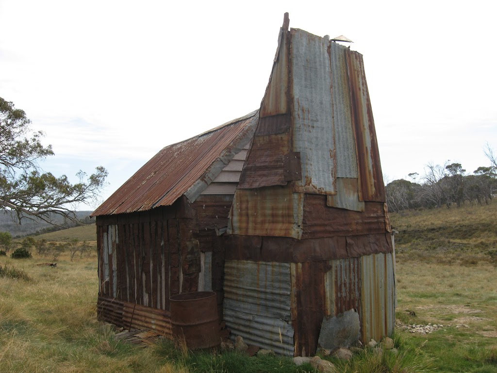Four Mile Hut | Kosciuszko National Park NSW 2627, Australia