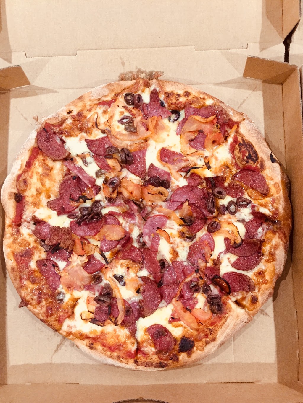 Romanos Pizzeria Ellenbrook | meal takeaway | 20 Sunray Cir, Ellenbrook WA 6069, Australia | 0892969600 OR +61 8 9296 9600