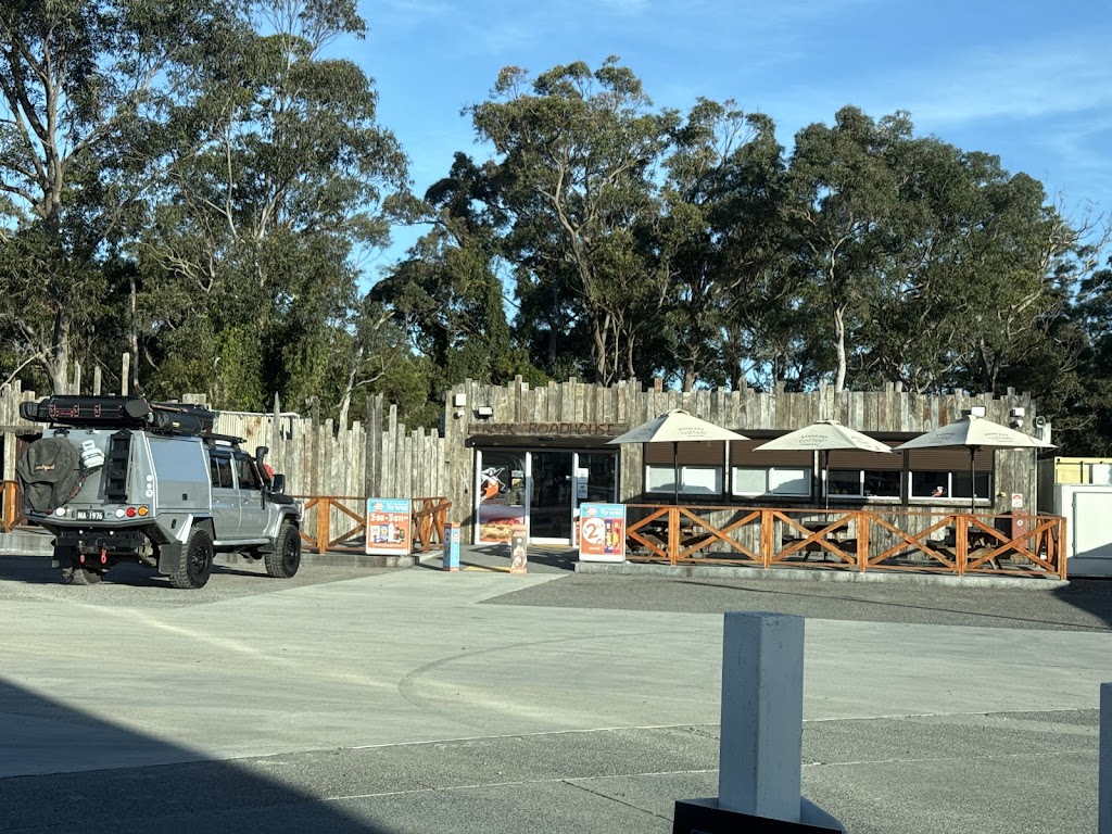 The Rock Roadhouse | 652 Gooreengi Rd, North Arm Cove NSW 2324, Australia | Phone: 0477 949 002