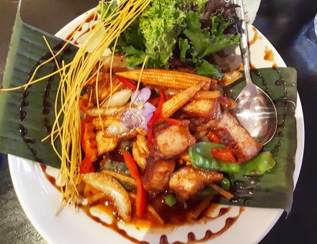 Nongkhai Thai Restaurant | restaurant | 366 Pascoe Vale Rd, Strathmore VIC 3041, Australia | 0393744244 OR +61 3 9374 4244