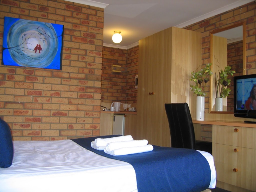 Ocean View Motor Inn | Merimbula Dr, Merimbula NSW 2548, Australia | Phone: (02) 6495 2300