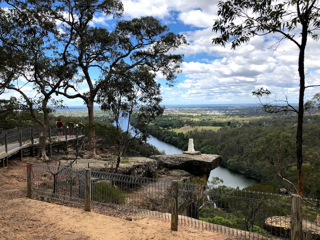 Mount Portal Lookout | tourist attraction | Blue Labyrinth NSW 2782, Australia | 0245882400 OR +61 2 4588 2400