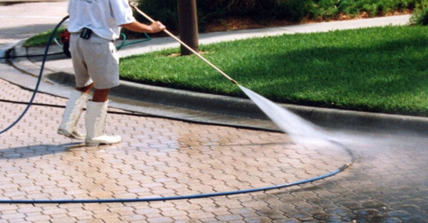 North Shore Pressure Cleaning | 7/6 Whitmont Cres, St. Ives NSW 2075, Australia | Phone: 0414 629 077