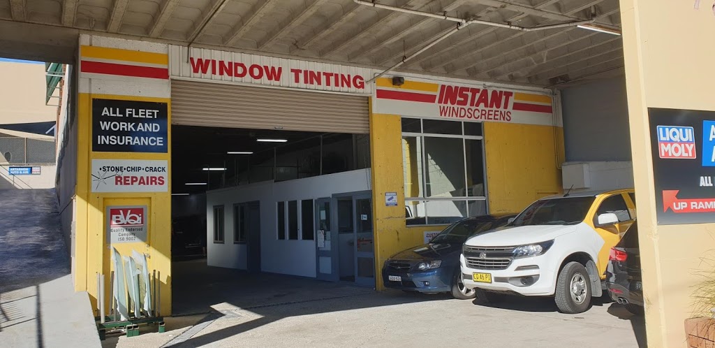 Instant Windscreens Artarmon - Repairs & Tinting | 78 Whiting St, Artarmon NSW 2064, Australia | Phone: (02) 9941 7500
