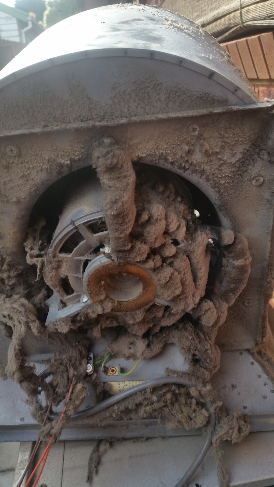 Duct Cleaning Services Aust | 18 Queens Ct, Berwick VIC 3806, Australia | Phone: (03) 9769 5488