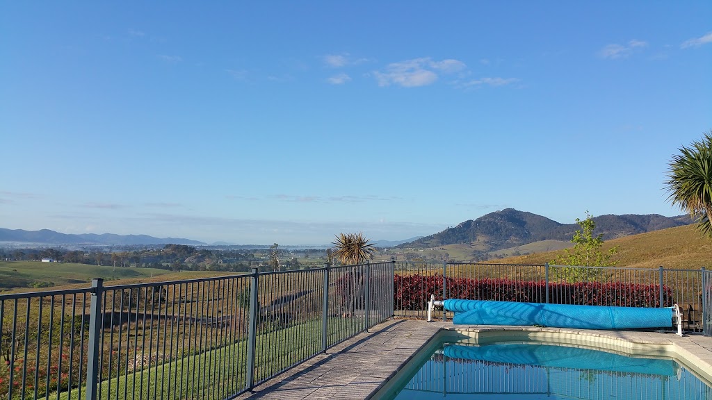 Kia Ora Lookout Retreat | 127 Kia Ora Rd, Kia Ora NSW 2422, Australia | Phone: (02) 6558 2789