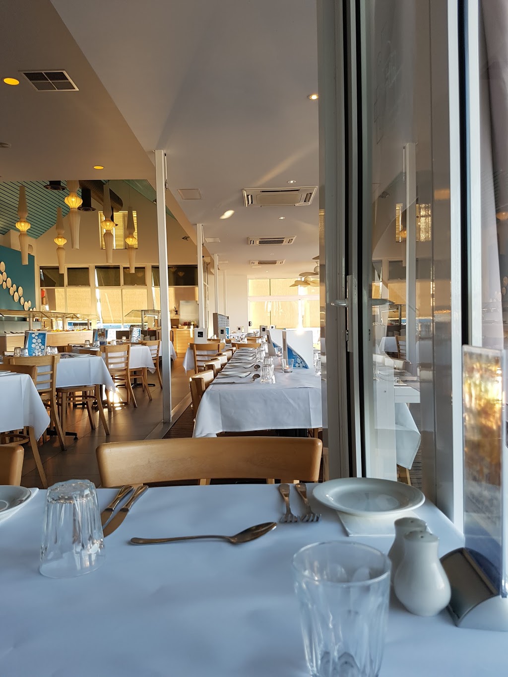 Eat Greek Restaurant | restaurant | 110 Riverside Rd, East Fremantle WA 6158, Australia | 0893398022 OR +61 8 9339 8022
