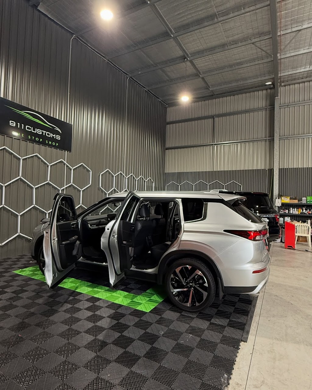 911 Customs | 10/2 Jannali Rd, Dubbo NSW 2830, Australia | Phone: 0422 695 488