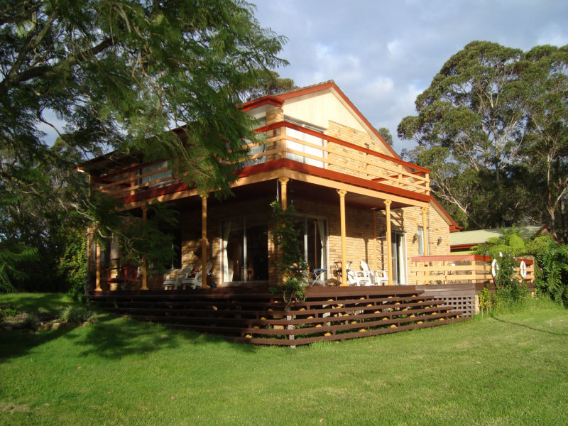 Riverbend | lodging | 39 Sproxtons Ln, Nelligen NSW 2536, Australia | 0244781081 OR +61 2 4478 1081