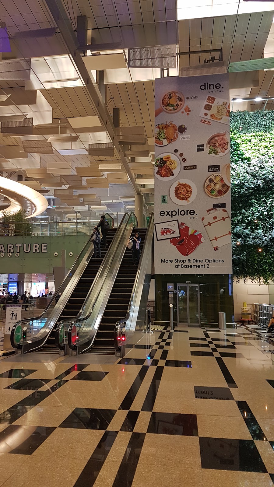 T3 Changi Singapore airport | clothing store | Jewells NSW 2280, Australia