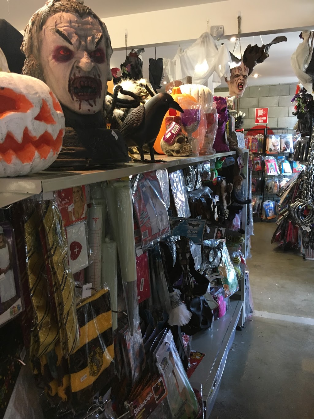 Creative Costumes | clothing store | Unit 12/6-14 Wells Rd, Oakleigh VIC 3181, Australia | 0395336393 OR +61 3 9533 6393