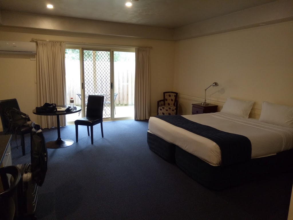 Fairways Resort | 207 Boneo Rd, Rosebud VIC 3939, Australia | Phone: (03) 5950 2111