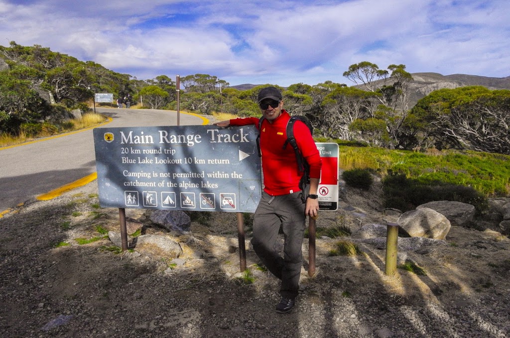 Hiking Yaks | travel agency | 3 Cormorant Cres, Glenmore Park NSW 2745, Australia | 0425237055 OR +61 425 237 055