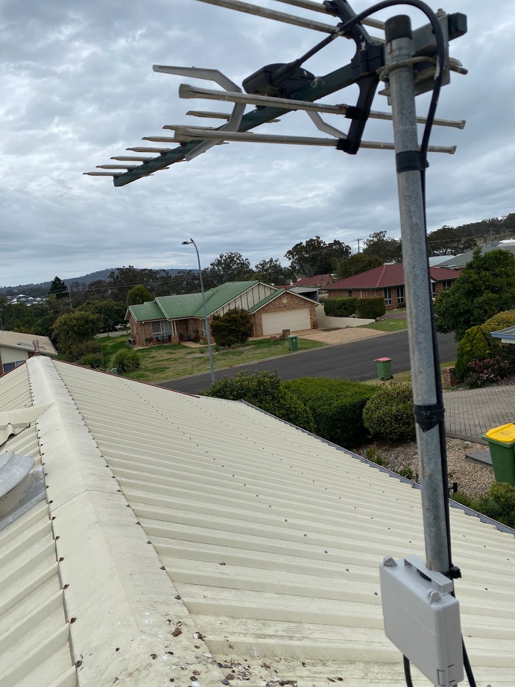 Hervey Bay Antennas & TV Services | 23 St Andrews Dr, Pialba QLD 4655, Australia | Phone: 0499 929 977