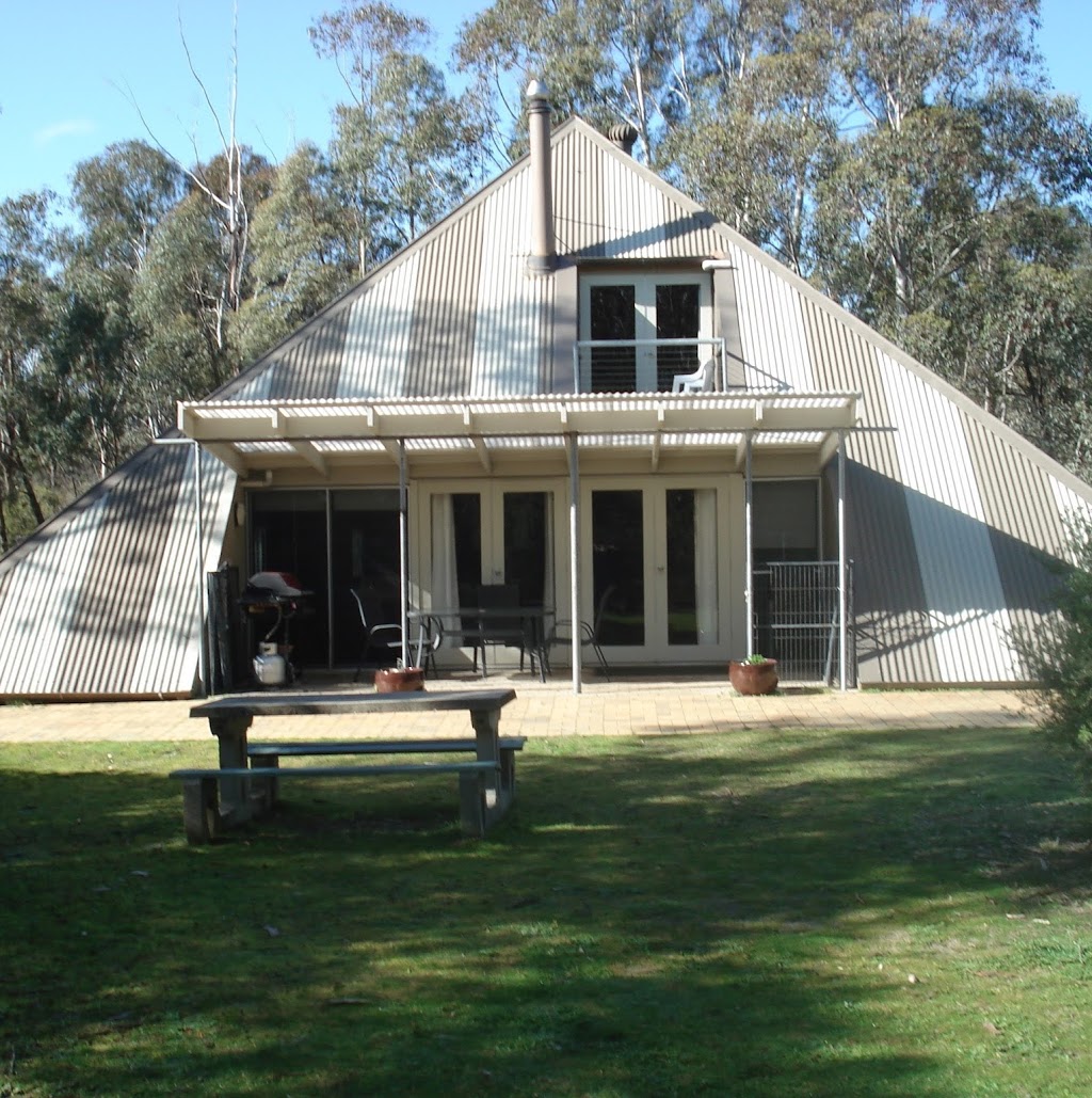 Grampians Getaway | lodging | 5 Trajul Rd, Halls Gap VIC 3381, Australia | 0353564448 OR +61 3 5356 4448