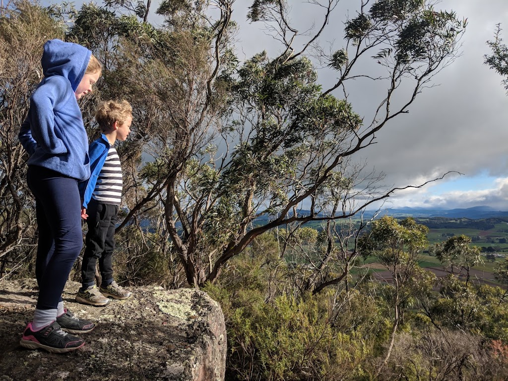 Kimberleys Lookout | tourist attraction | 40 Badgers Rd, Sheffield TAS 7306, Australia | 0364911036 OR +61 3 6491 1036