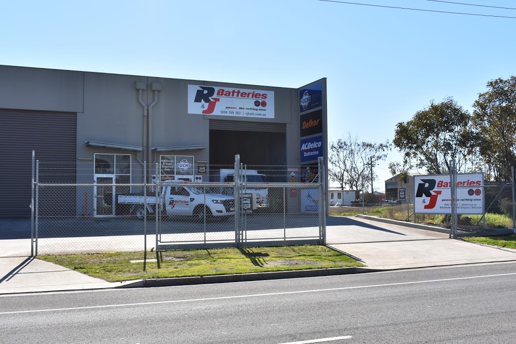 R&J Batteries | 8/63-69 Anomaly St, Moolap VIC 3221, Australia | Phone: (03) 5248 4291