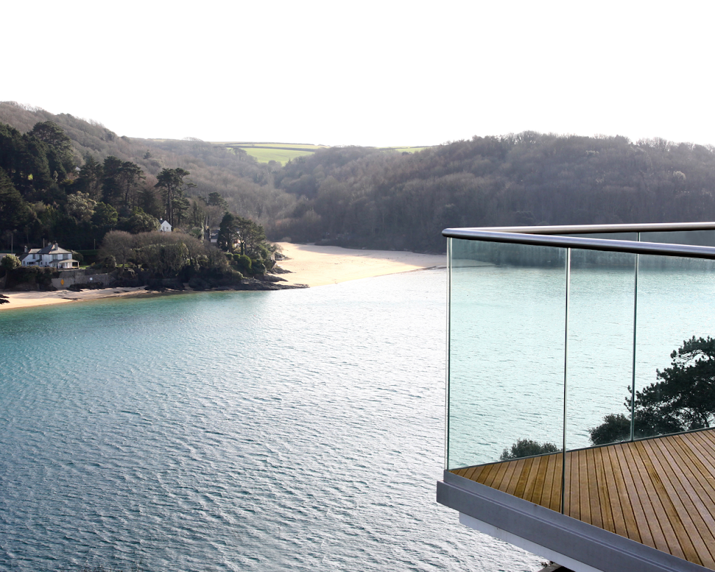 Ultimate Frameless Glass | 2/8 Thamer St, Capel Sound VIC 3940, Australia | Phone: (03) 5986 8266