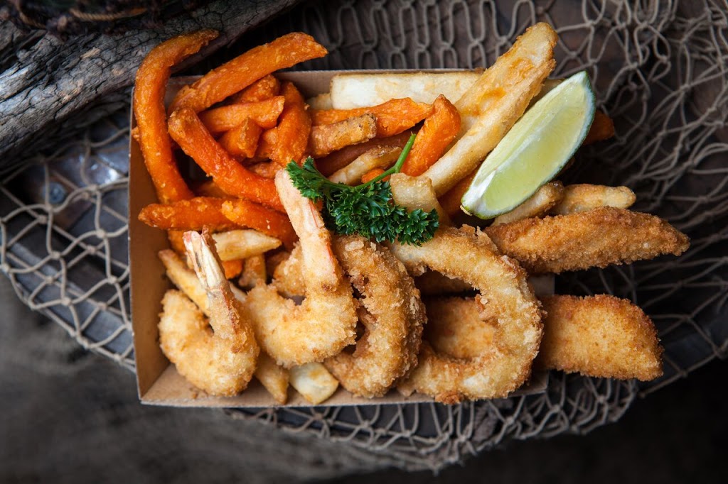 SALTY SAILOR... Seafood By The River | restaurant | Hamilton QLD 4007, Australia