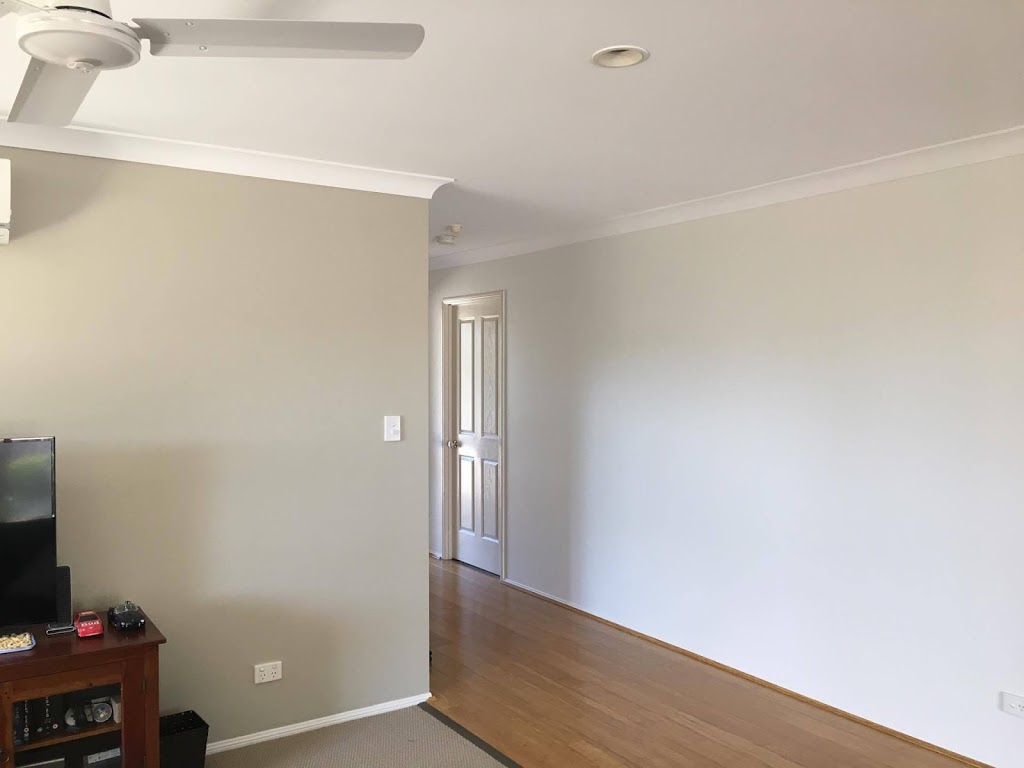 Positively Painting | Carinyan Dr, Birkdale QLD 4159, Australia | Phone: 0401 686 472