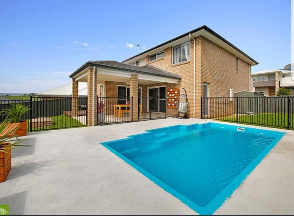 Stronglass Pools | 12 Duranbah Dr, Woollamia NSW 2540, Australia | Phone: (02) 4441 8090