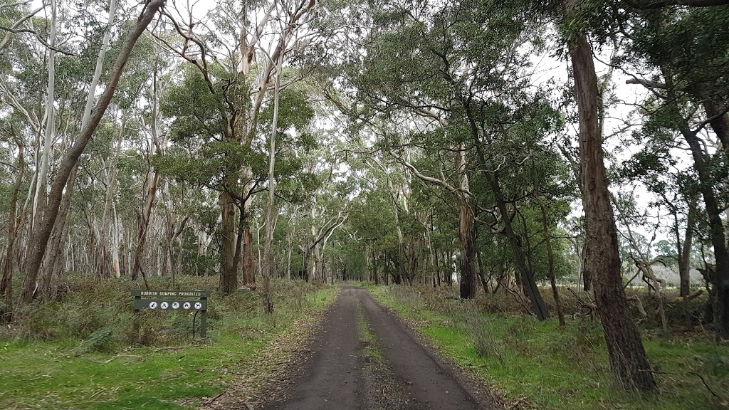 Harmans Valley Lookout |  | Port Fairy Road, C/o Hamilton Information Centre, Hamilton VIC 3300, Byaduk VIC 3301, Australia | 1800807056 OR +61 1800 807 056