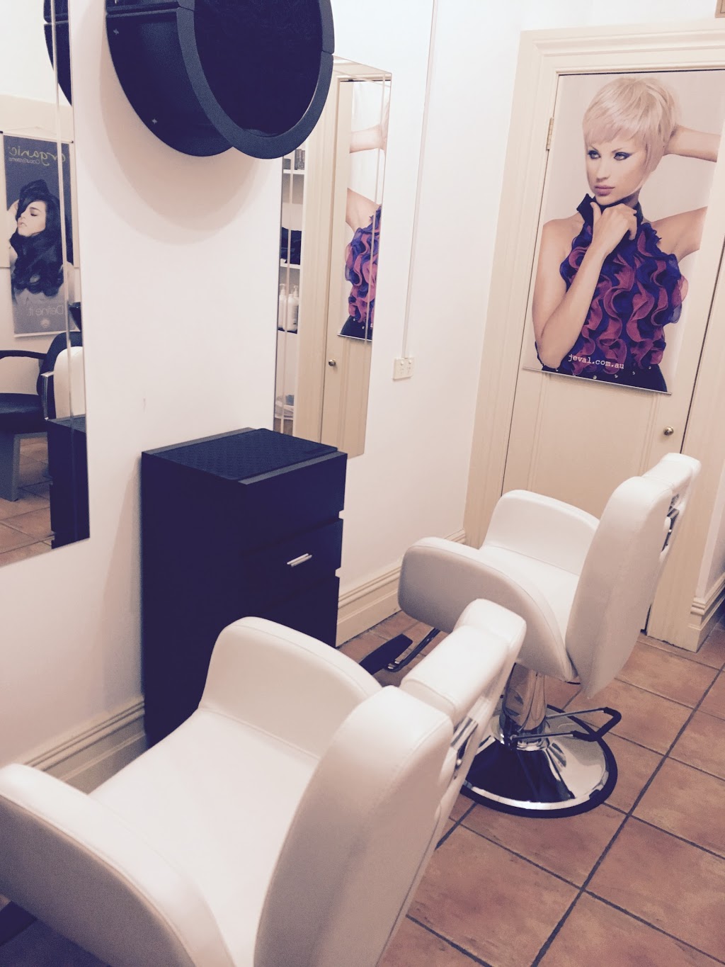Aphrodite Hair Mudgee | hair care | 52 Lewis St, Mudgee NSW 2850, Australia | 0263729841 OR +61 2 6372 9841