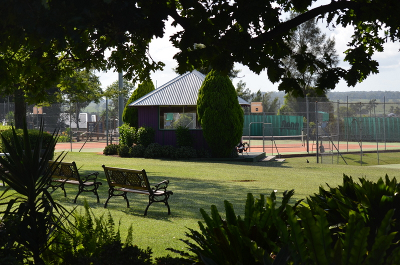 Morpeth Lodge Motel & Raworth Tennis Centre | 28 Raworth Ave, Raworth NSW 2321, Australia | Phone: (02) 4933 3750