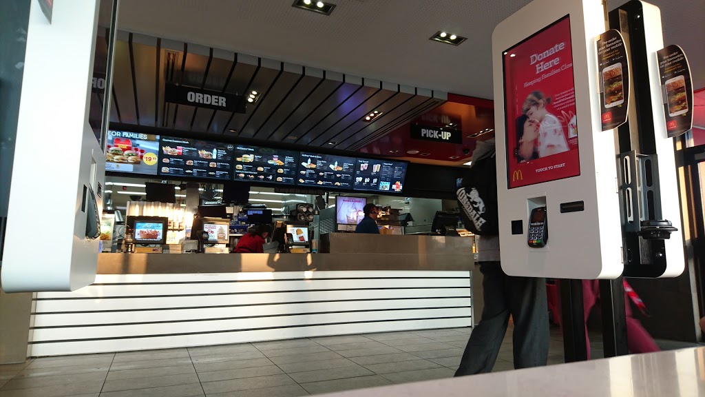 McDonalds Lansvale | meal takeaway | Cnr Hume Highway &, Cutler Rd, Lansvale NSW 2166, Australia | 0297276263 OR +61 2 9727 6263