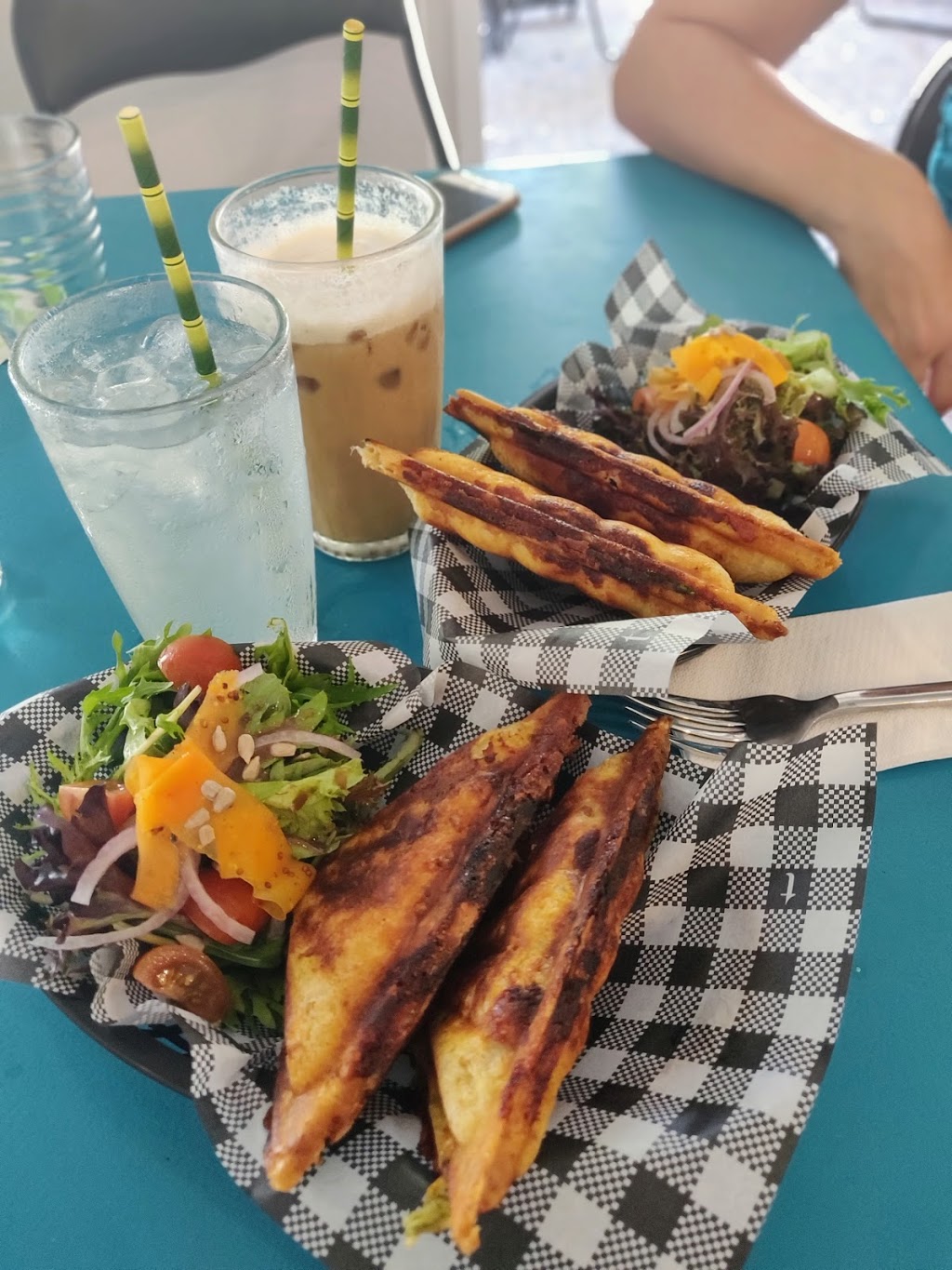 Cafe Azur | cafe | 19 Coondoo St, Kuranda QLD 4881, Australia