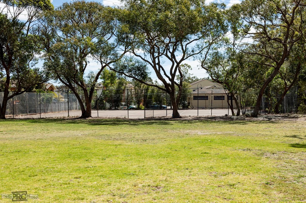 Netball Courts opposite Jannali High School | park | 155 Sutherland Rd, Jannali NSW 2226, Australia