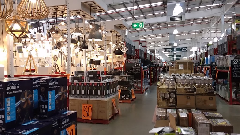 Bunnings Toowoomba West | hardware store | 339-391 Anzac Ave, Harristown QLD 4350, Australia | 0746377600 OR +61 7 4637 7600