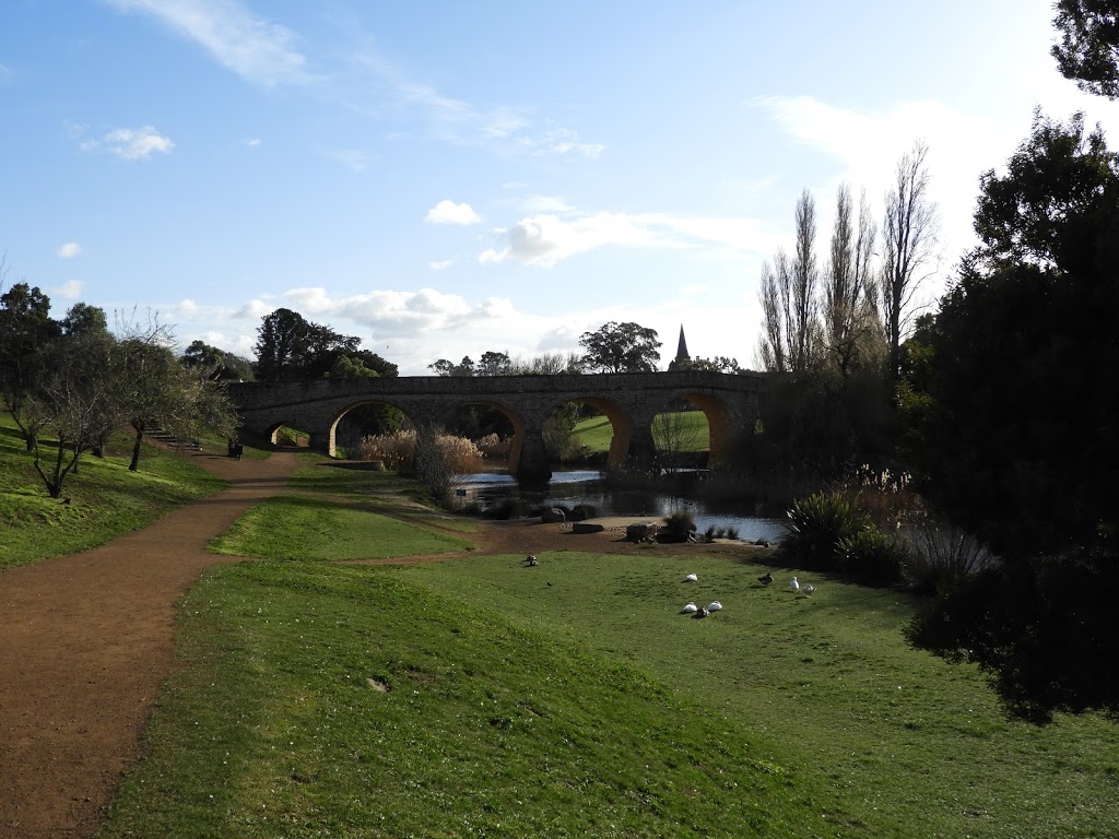 Richmond Riverbank Park | park | 66 Bridge St, Richmond TAS 7025, Australia