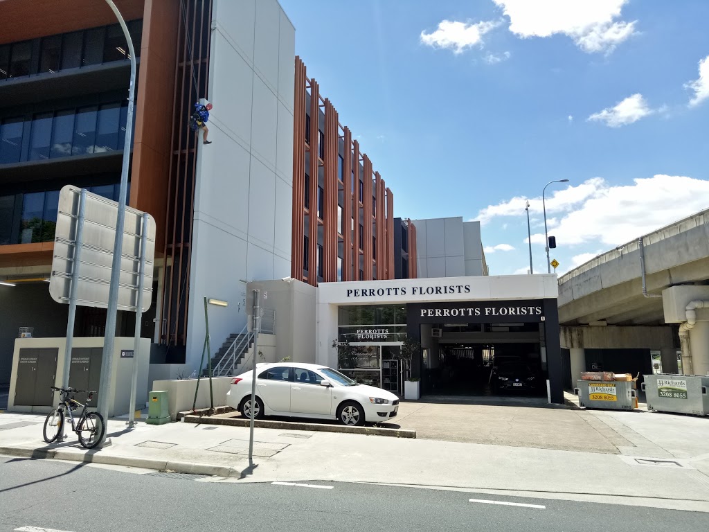 Perrotts Florist | florist | Royal Brisbane Hospital Main Entrance Ned Hanlon Building, Bowen Bridge Rd, Herston QLD 4029, Australia | 0732571585 OR +61 7 3257 1585