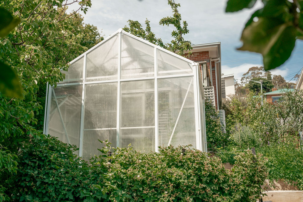 Little Forest Landscaping | 28 Lalwinya Rd, Mount Nelson TAS 7007, Australia | Phone: 0448 569 428