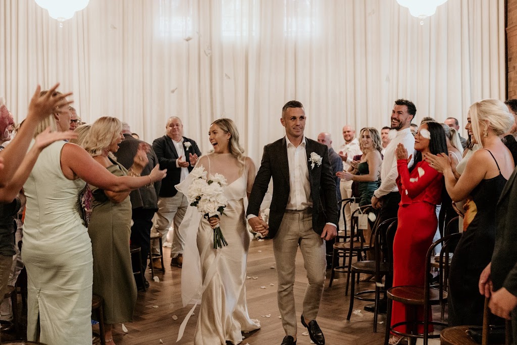 The Mrs Edit | 8 Spit Island Cl, Mayfield West NSW 2304, Australia | Phone: 0402 845 200