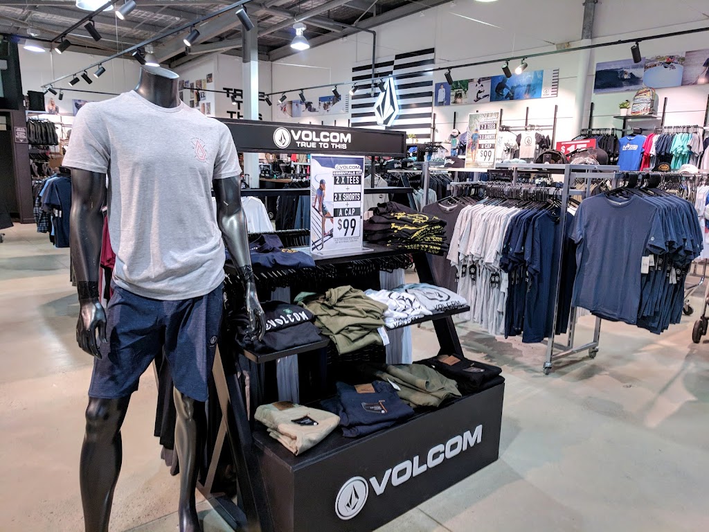 Volcom Outlet | clothing store | Shop T70, DFO Brisbane, 1 Airport Drive, Brisbane Airport QLD 4008, Australia | 0731152630 OR +61 7 3115 2630