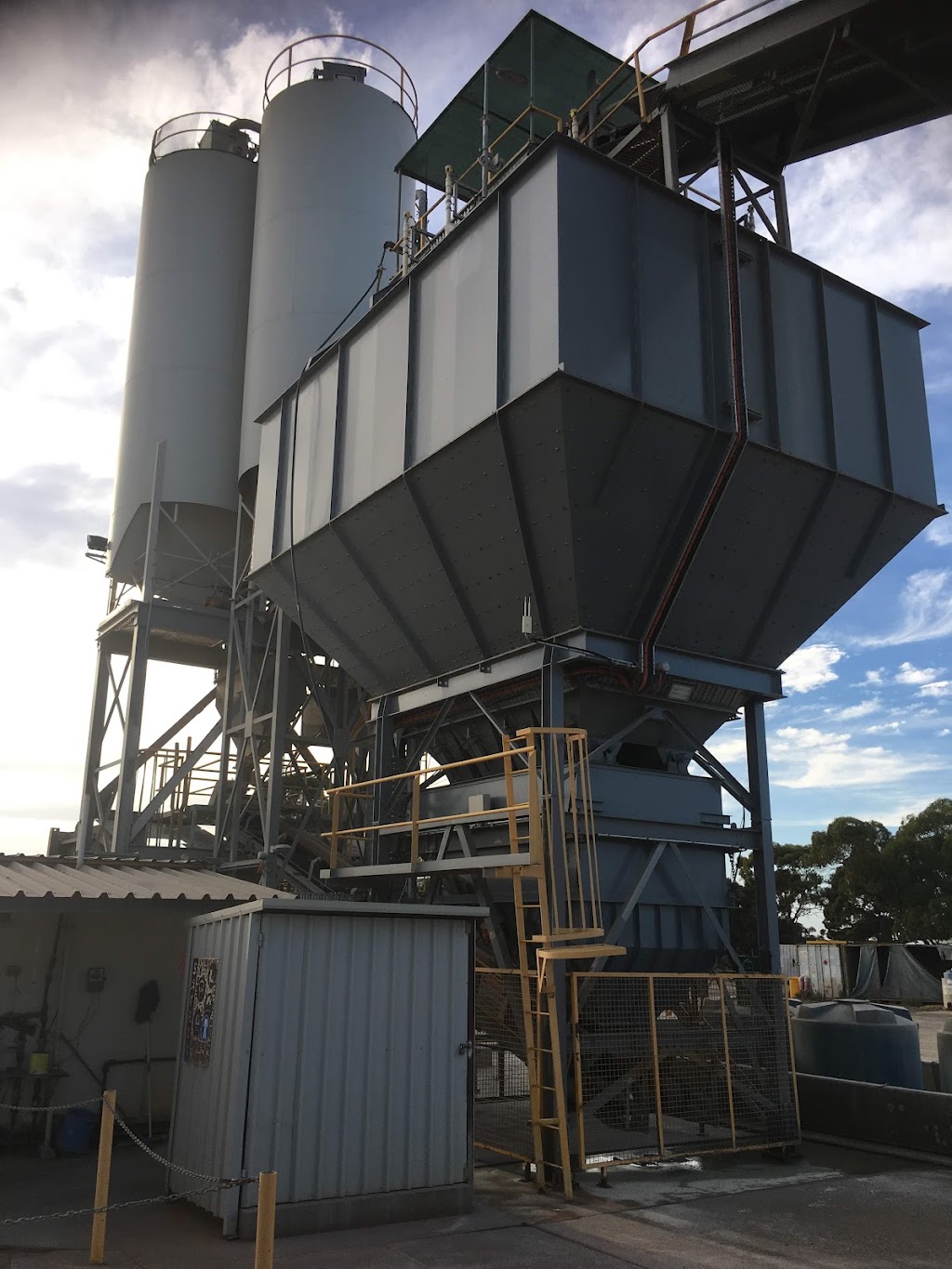 Holcim Concrete Boulder | Lot 204 Kambalda HWY, South Boulder WA 6432, Australia | Phone: 13 11 88