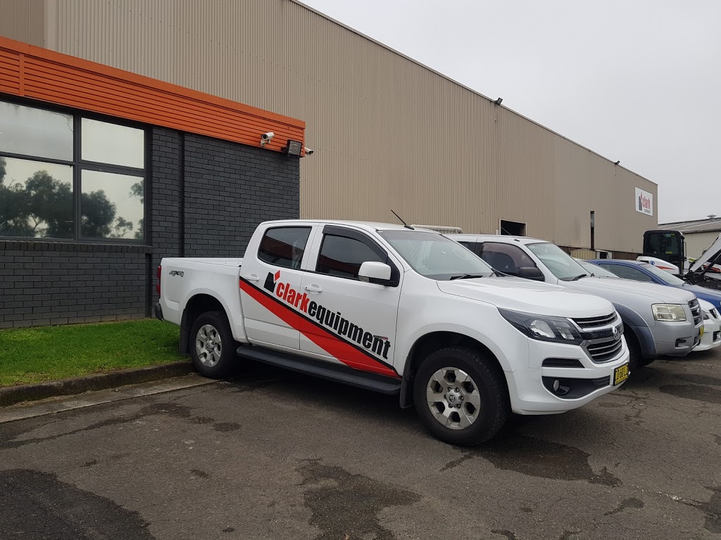 Clark Equipment Smithfield | 21 Percival Rd, Smithfield NSW 2164, Australia | Phone: (02) 9616 6200